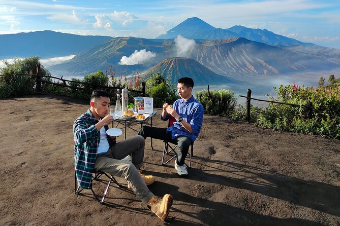 1 Day - Bromo Sunrise Romantic Breakfast // 00.30 - 13.00 - What the $109.11 price really covers