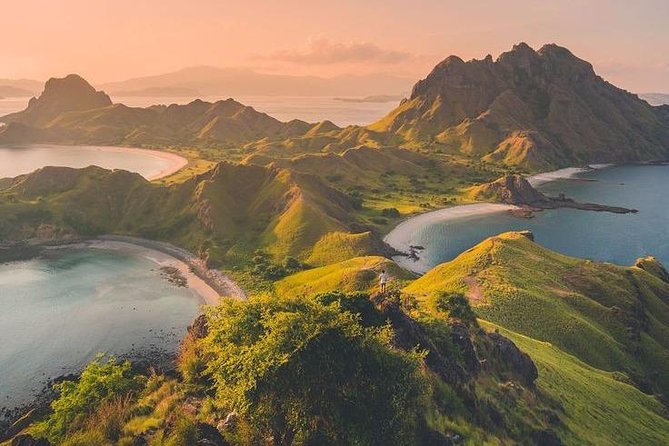 1 Day Komodo Trip by Private Fast Boat - Taka Makassar: a tiny sandbar with limited time