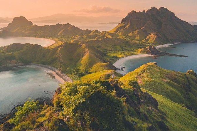1 Day Komodo Trip By Share Fast Boat - Leaving Labuan Bajo before the day begins