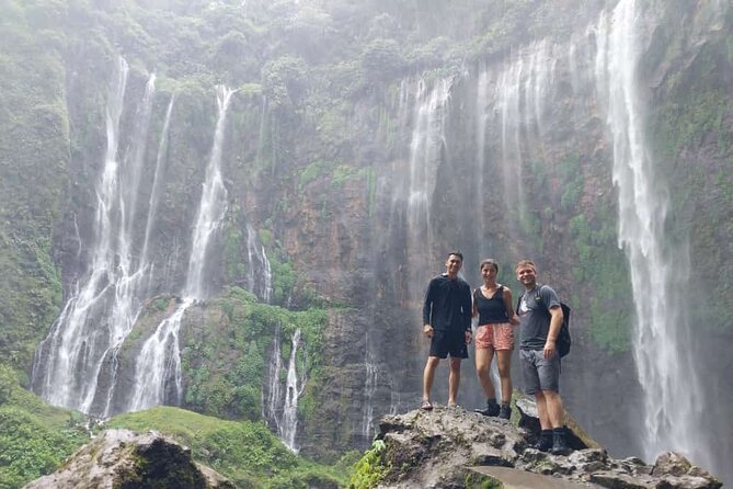 2-Day Tour: Mt Bromo Sunrise & Tumpak Sewu from Malang & Surabaya - Tumpak Sewu from above, then down toward the falls