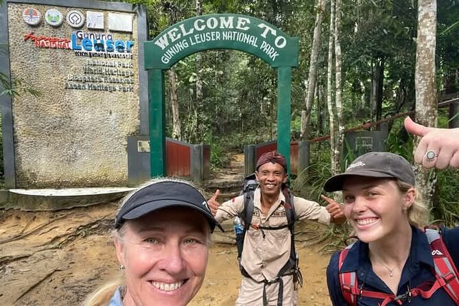 2D1N Jungle Trek | 2 Night accommodation | Pick up and drop off - From Medan to Bukit Lawang in four hours