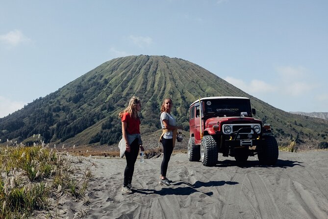 3-Day Private Tour: Tumpak Sewu Waterfall, Mt Bromo & Ijen Crater - Guides, drivers, and the private-tour advantage