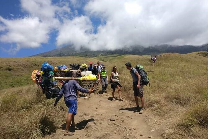 3 days 2 night trekking Rinjani to Summit and lake - What the $245 price includes