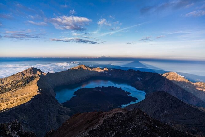 3D/2N Rinjani trekking summit,lake and hot springs. - Day 2: A 3 AM summit attempt
