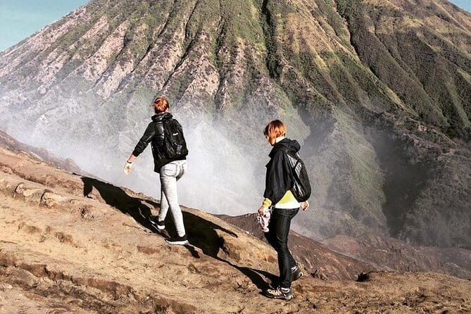 3D2N Mount Bromo Ijen Blue Fire with 4-Star Accommodation - Day One: From Surabaya Toward Mount Bromo