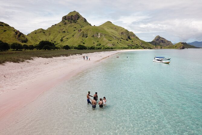 3D2N Sailing Komodo Living on Board Fiday to Sunday (Labuan Bajo) - Friday: Kelor Island, dragons, and the flying fox sunset