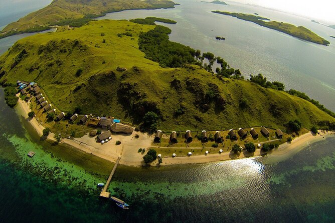 3D2N Sailing Komodo Living on Board Fiday to Sunday (Labuan Bajo) - Sunday: Kanawa Island before returning to Labuan Bajo