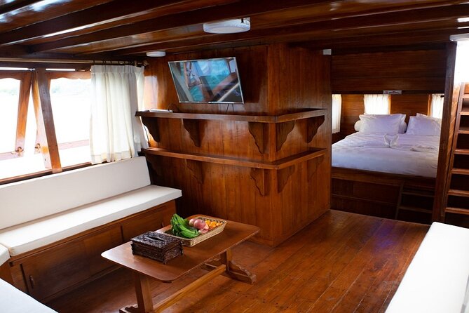 3Days Komodo Tour By Private Boat for 4 pax - The best parts of this private Komodo sailing trip
