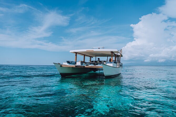 4-in-1 • Gili Islands Half-day Snorkel & Lunch Catamaran Tour - Lunch changes the pace of the afternoon
