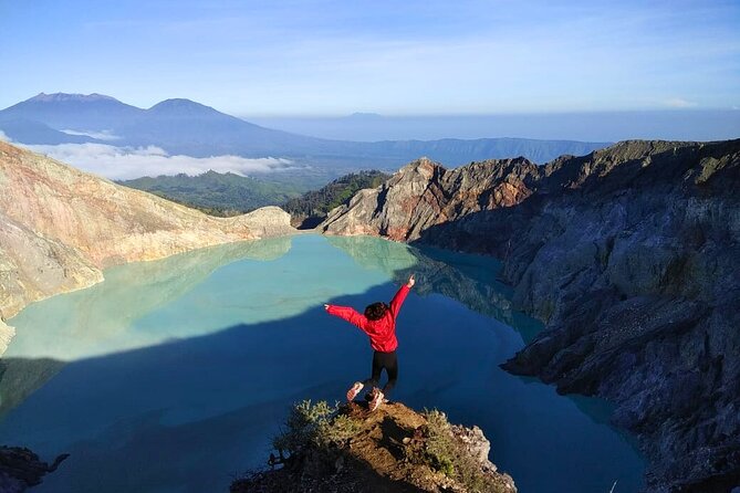 4D3N Mount Bromo, Ijen Crater & Surabaya Night Market - The private format and physical demands