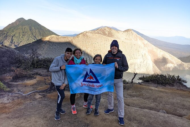 4D3N Mount Bromo, Ijen Crater & Surabaya Night Market - Day 2: Ijen Crater and the early blue flames