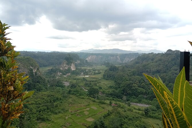 5-Days Private Tour in West Sumatera - A five-day route through West Sumatra