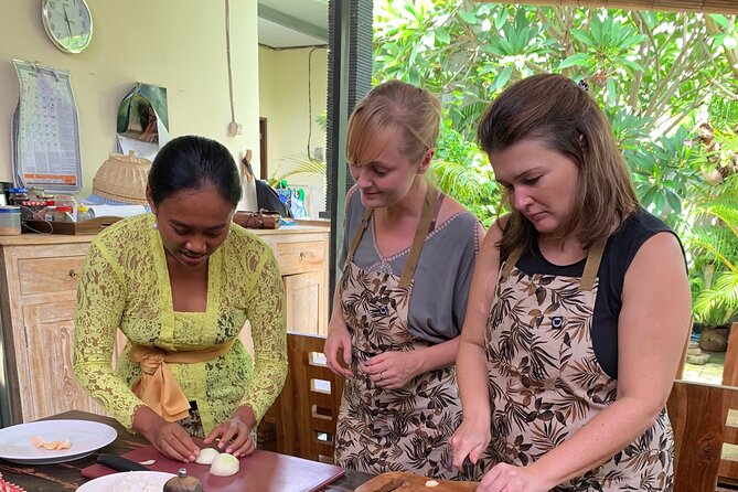 5 Star Private Cooking Class Experience in Bali, Lunch Included - Five dishes, chosen before you cook