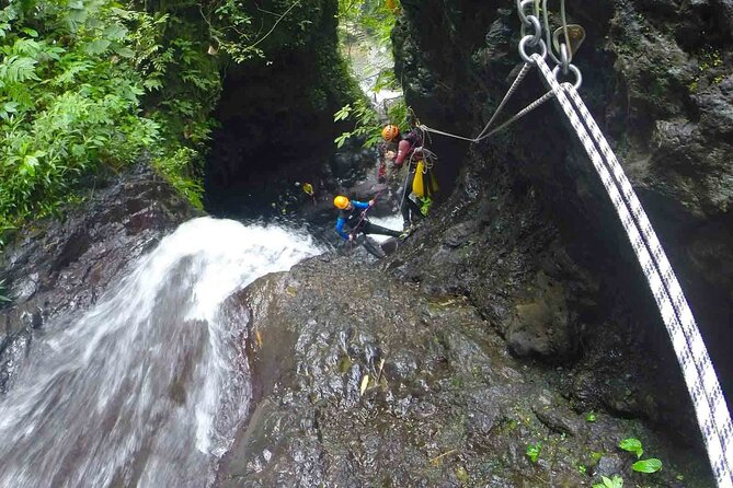 5Hrs Advanced Canyoning (50m) 12 Rappels (Pickup, Lunch & GoPro) - What the $199 price includes