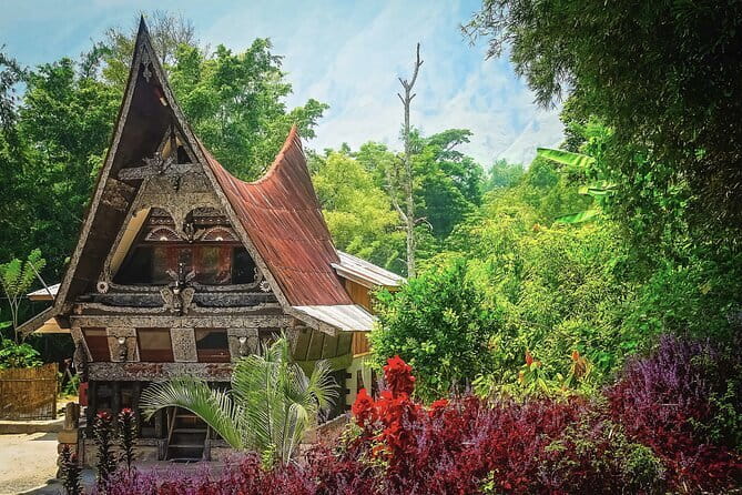 8 days group tour in Sumatra - Day 2: Medan’s highlights, then the road to Bukit Lawang