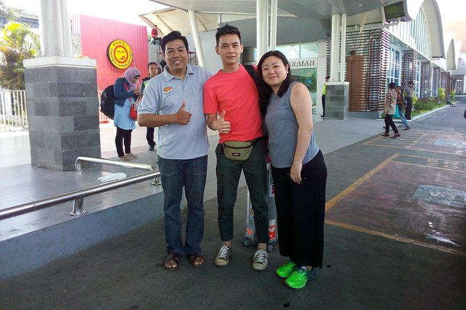 Airport Lombok Pick up Service - The meeting point needs careful attention