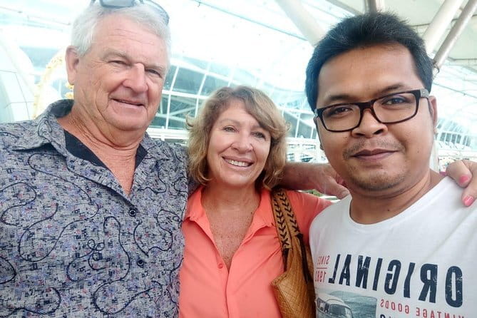 Airport Transfer Check in OR Check out Seminyak Area - What the Seminyak airport transfer actually does