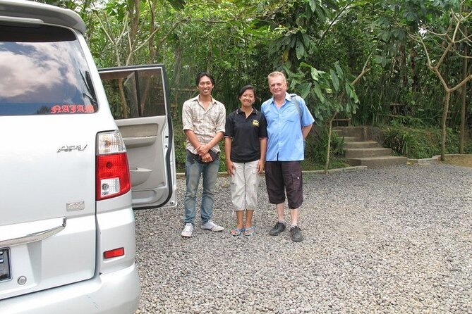 Airport Transfer in Bali-Private - Meeting your driver at Ngurah Rai Airport