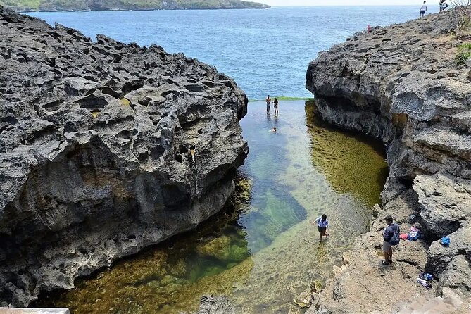 All Inclusive Nusa Penida Private Tour - Pasih Uug, the circular opening at Broken Beach