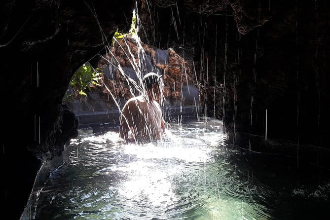 All-Inclusive Nusa Penida Tour - Angel’s Billabong beside the ocean