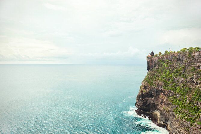 All Inclusive Private Uluwatu Tour with Kecak Dance and Dinner - What the private format changes