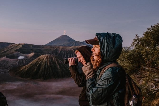 Amazing Bromo Sunrise and Tumpak Sewu Waterfall Tour - Breakfast before the long road to Tumpak Sewu