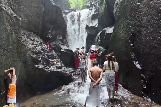 Atman Bali Journey water blessing - A Balinese lunch to finish the visit
