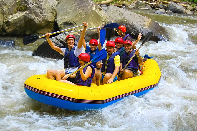Ayung River Rafting - Ubud Best White Water Rafting - The buffet lunch and changing facilities