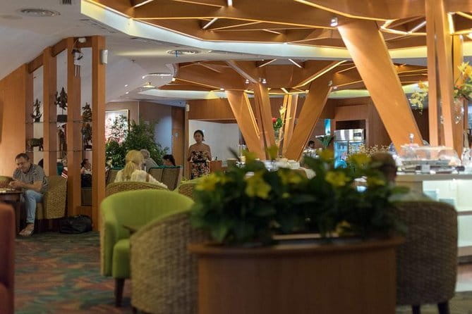 Bali Airport Immigration Fast Track Service - What the $78 airport service is really buying