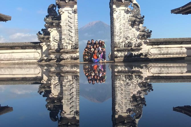 Bali Airport: One-Way Private Transfer To/From Hotel - Vehicles, luggage, and group value