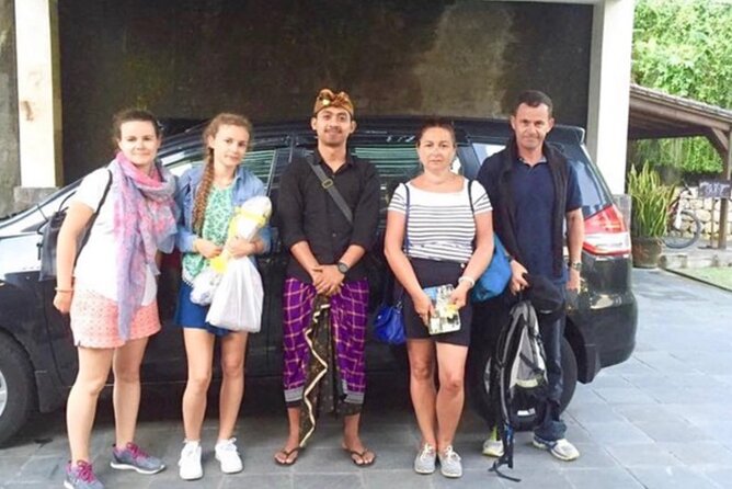 Bali Airport Transfer with English Speaking Driver - Who should book this service