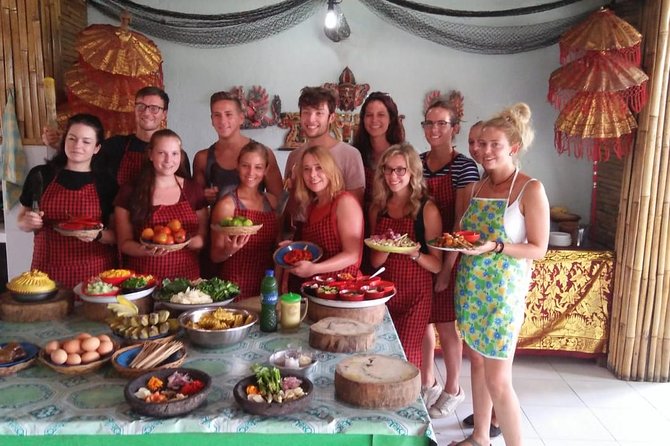 Bali Amazing Cooking Class - Eating together, Balinese style