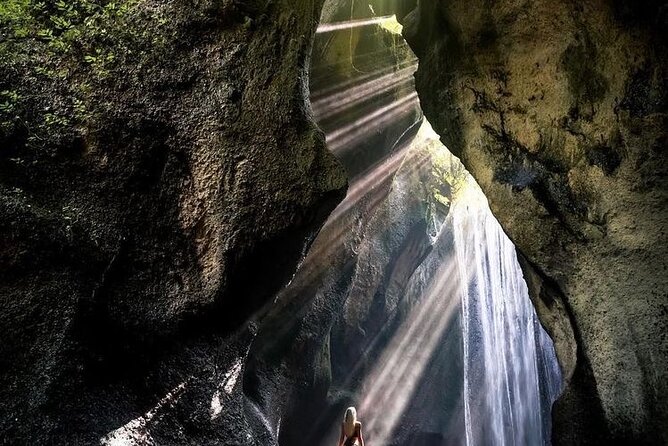 Bali Beach Horse Riding combo with waterfall All Inclusive - Kanto Lampo Waterfall near Ubud
