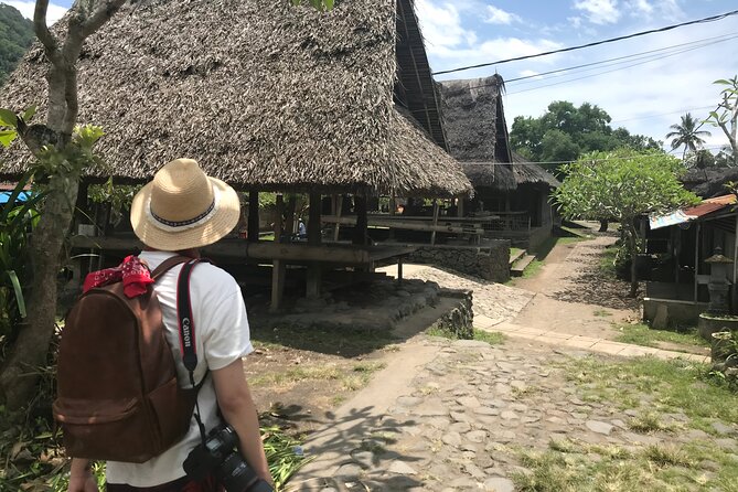 Bali Car-Charter: The Gates of Heaven Bali Tour - Virgin Beach for a short coastal pause