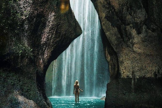 Bali Culture and Choose Your Bali Tour Route in Bali with Bali driver-Free WIFI - North Bali: lakes, gates, and mountain views