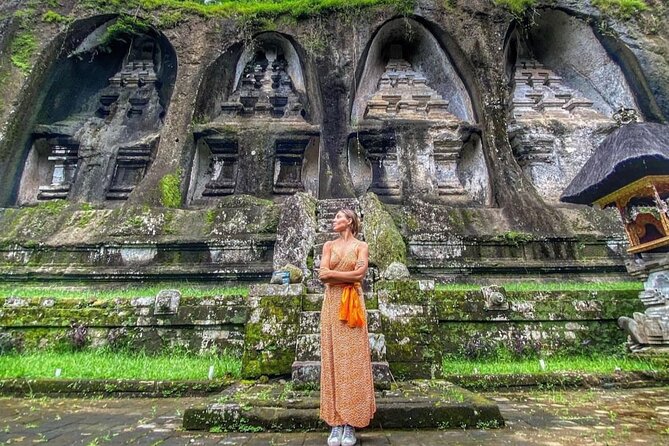 Bali Customized Tour Private Car and Driver - Taman Ayun and the long run to Ulun Danu