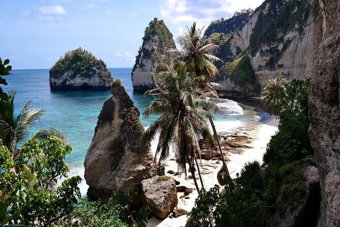 Bali Day Trip: Bali Instagram Tour (All Inclusive & Private) - Lunch at Lereng Agung near Mount Agung