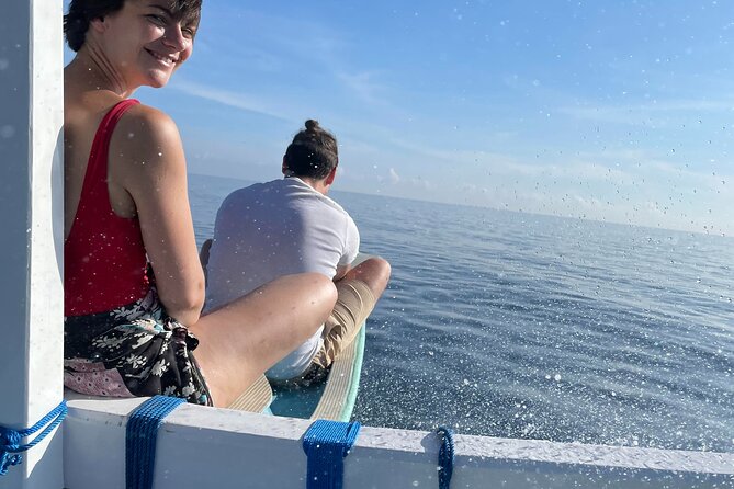 Bali : Dolphin Sunrise Experience Tour Private All Inclusive - Lovina Beach and the search for dolphins