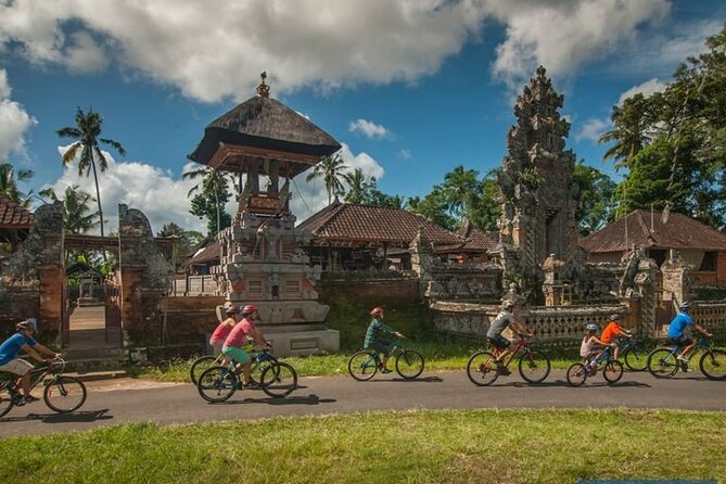 Bali Eco & Educational Cycling Tour - The 7:00 am pickup and drive to Kintamani