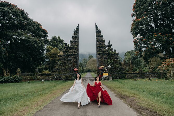 Bali Flying Dress VIP Ubud Photoshoot (Private with Professional Photographer) - A Seven-Hour Photo Day Built Around Two Looks