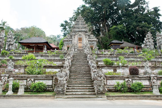 Bali Full Day Tour: Highlights of Ubud and Hidden Waterfall - Why the private vehicle changes the day