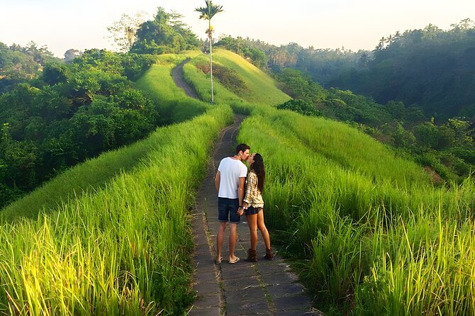 Bali Full Day-Tour: Ubud Sightseeing Trip - Goa Gajah is small but historically important