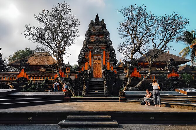 Bali Full Day-Tour: Ubud Sightseeing Trip - Tegenungan Waterfall closes the day with a change of scale