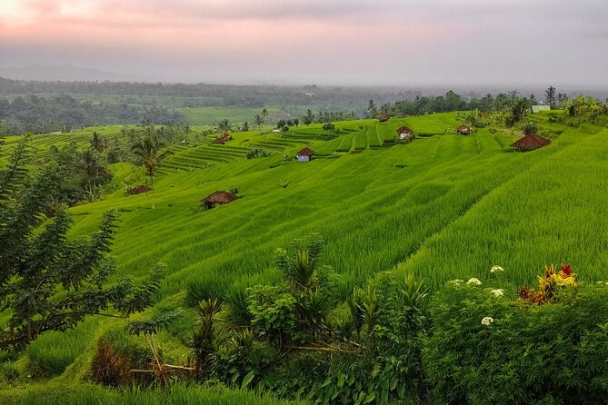 Bali Instagram Tour - Lempuyang Bali Gate of Heaven - How to prepare for the temples and waterfalls