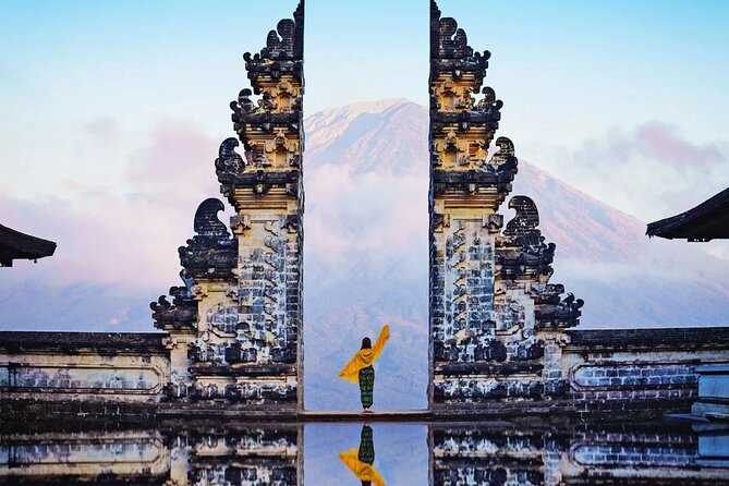 ️ Bali Instagram Tour: The Most Famous Spots (Private & All-Inclusive) - Tegalalang Rice Terrace, the classic Ubud view