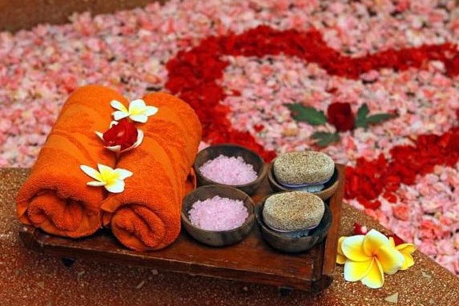 Bali Jimbaran Healing Dinner with Private Transport - Why the private format helps