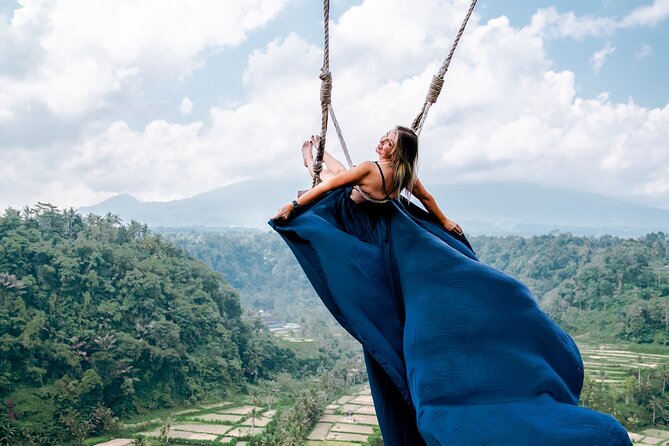 Bali Lempuyang Photography Tour -All Inclusive & Private - Why Lempuyang works best as an early start