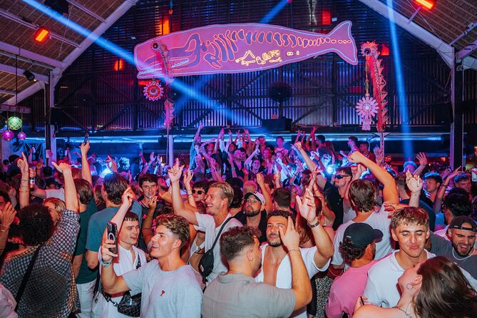 Bali Nightlife Tour: Seminyak & Canggu Bars, Clubs with Transport - Five stops, two nightlife districts, one packed evening