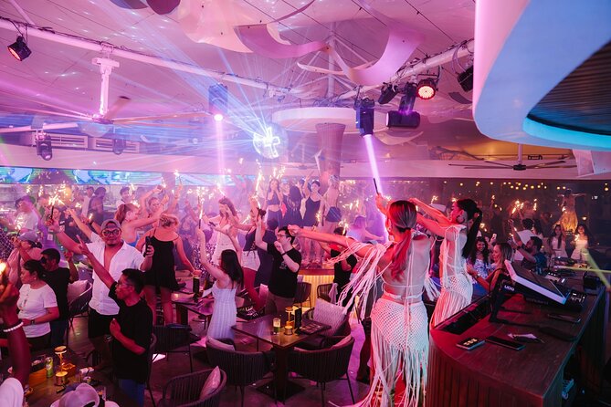 Bali Nightlife Tour: Seminyak & Canggu Bars, Clubs with Transport - FINNS is the big beach-party stop