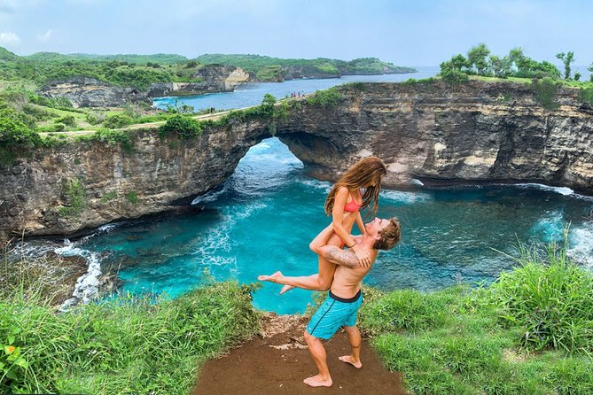 Bali-Nusa Penida. West Part. Private car. All-inclusive - Broken Bay, or Pasih Uug Beach